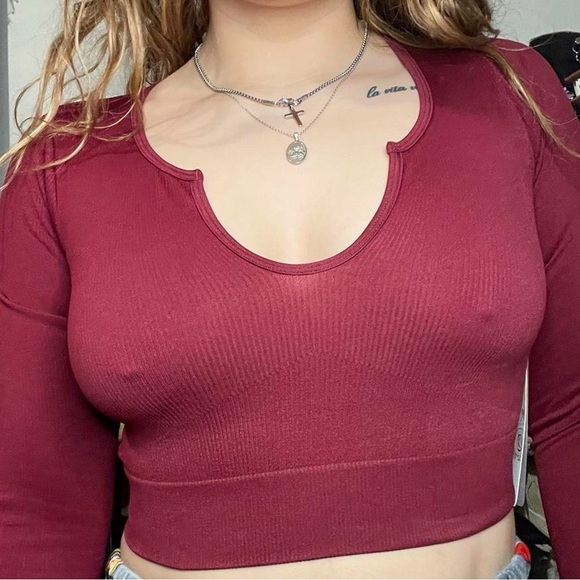 Burgundy Long Sleeve Crop Top - Picture 1 of 4